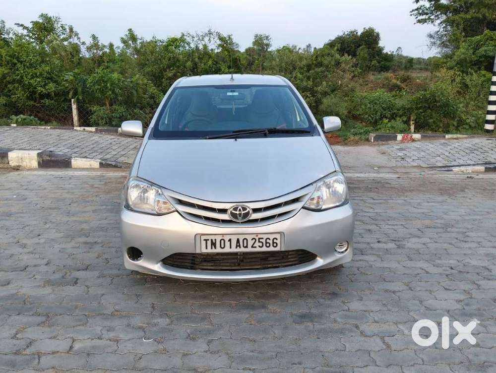 Toyota Etios Liva, 2011, Petrol