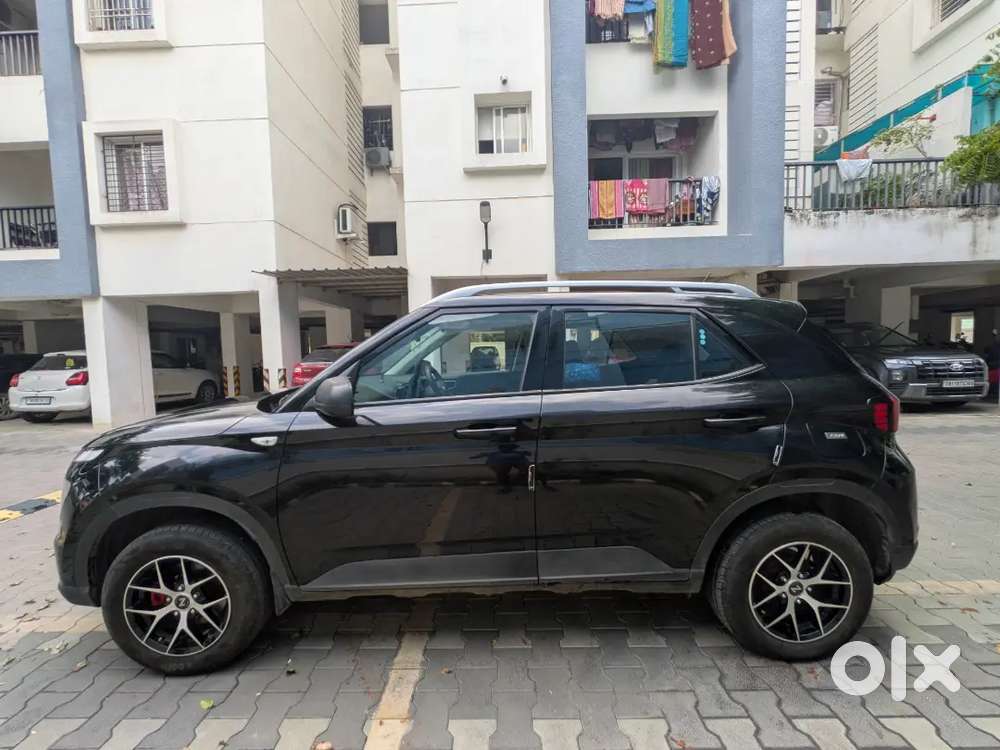 Hyundai Venue E Plus Petrol 2025