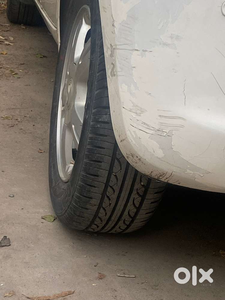 Hyundai I20 Asta 2011