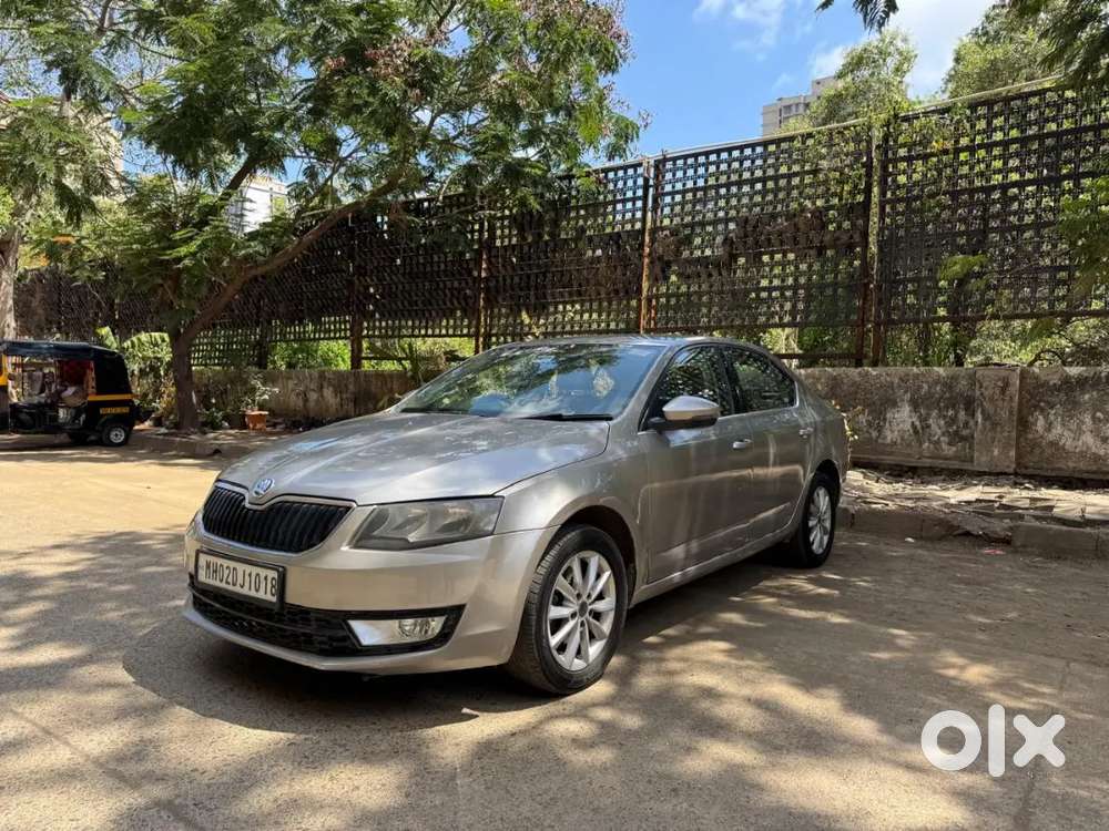 Skoda Octavia Ambition Mt
 2014 Model
 3rd Owner
️ 70,000 Kms