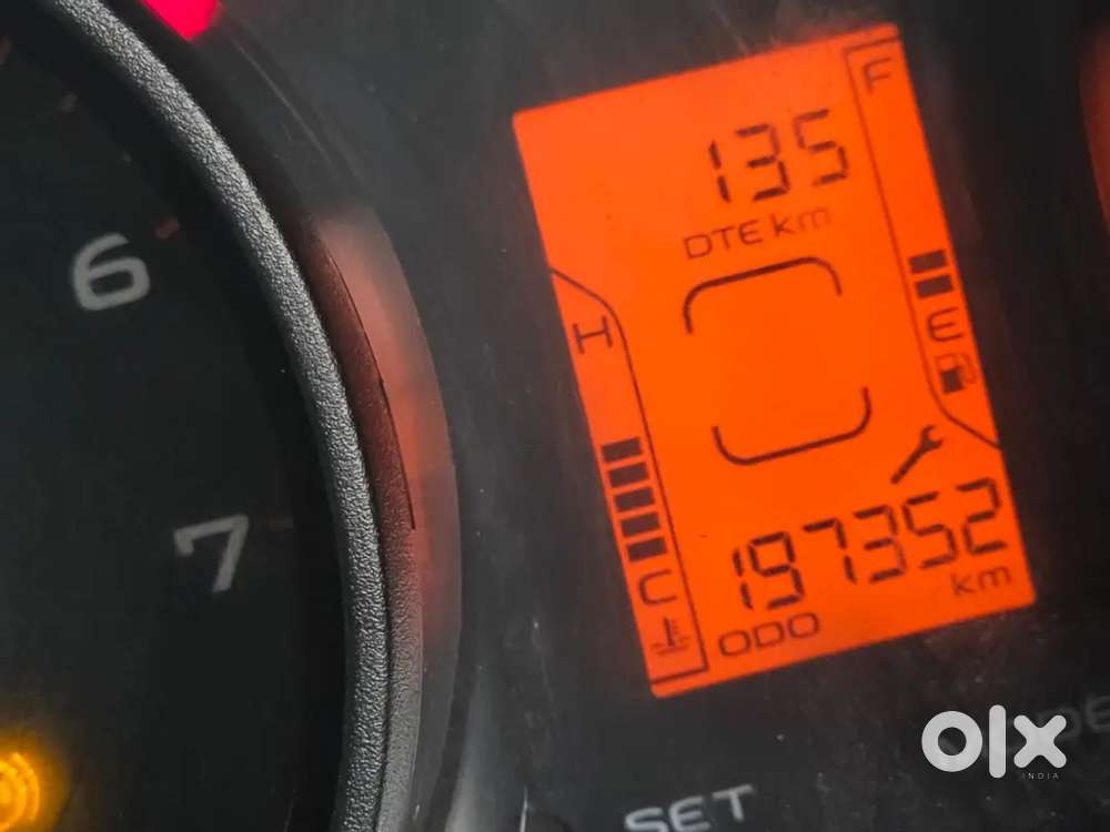 Mahindra Tuv 300 Plus 2017 Diesel Manual