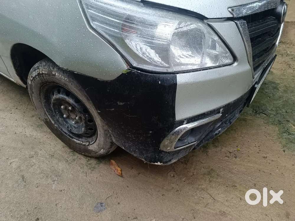 Toyota Innova 2010