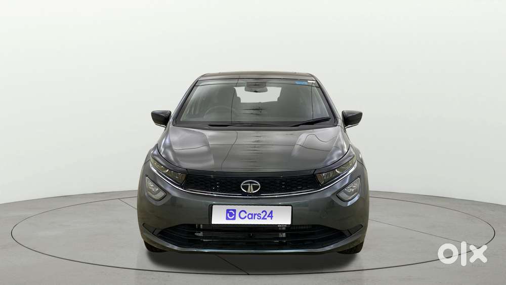 Tata Altroz Xz Plus I-turbo (s), 2023, Petrol