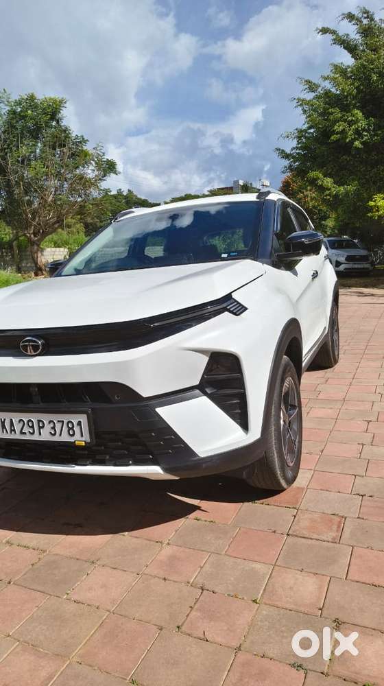 Tata Nexon Creative Plus S 1.2 Revotron Petrol 6 Mt, 2024, Cng & Hyb..