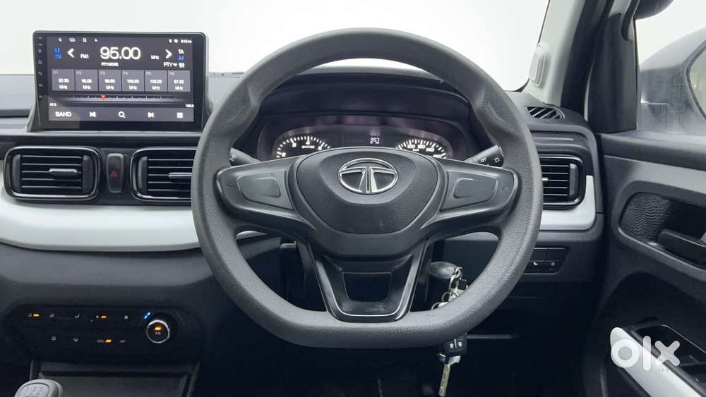 Tata Punch Pure, 2023, Petrol