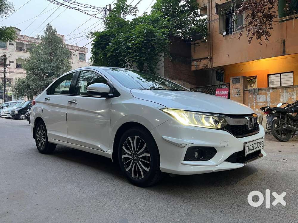 Honda City I-vtec V, 2018, Petrol