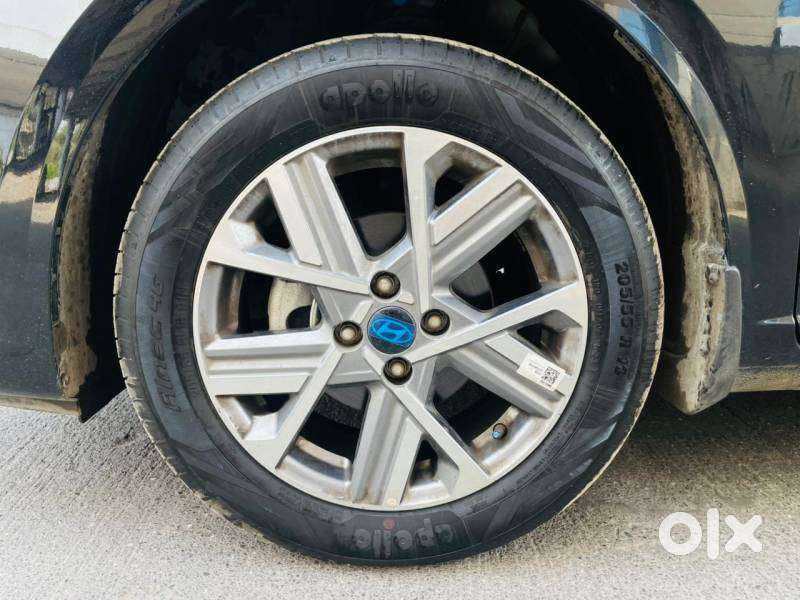 Hyundai Verna 1.5 Sx (o) Vtvt, 2023, Petrol