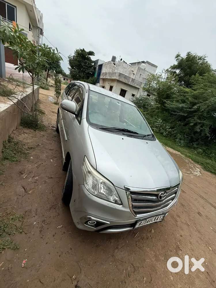 Toyota Innova Diesel 2012 Year