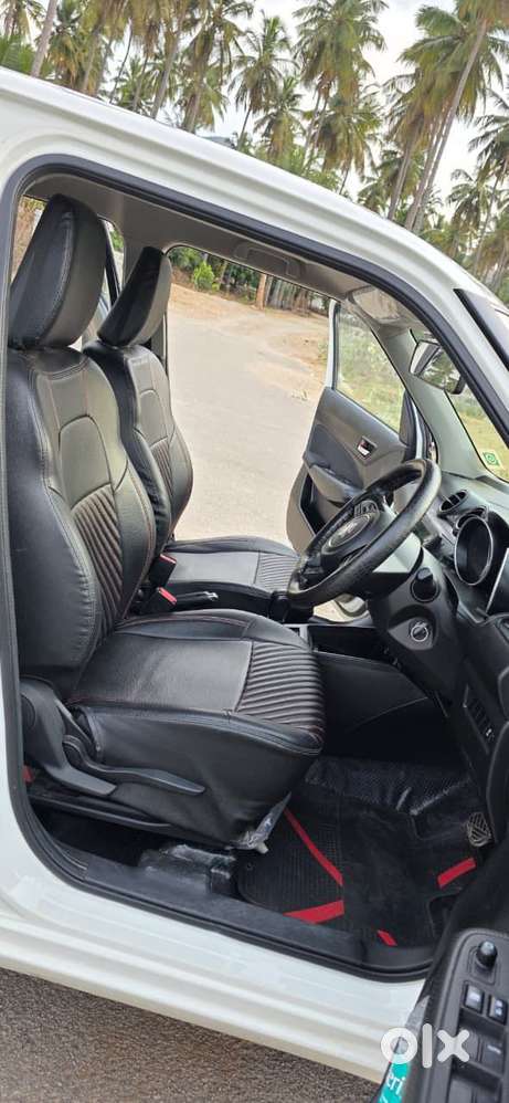 Maruti Suzuki Swift 1.2 Vxi (o), 2023, Petrol
