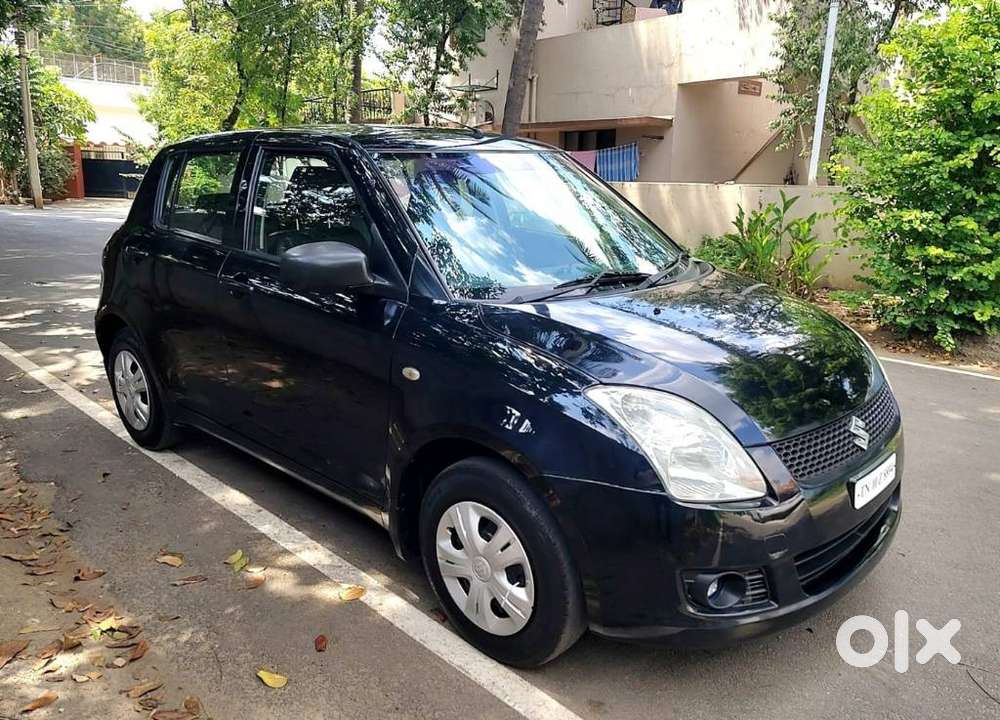 Maruti Suzuki Swift Vxi Bsiv, 2010, Petrol