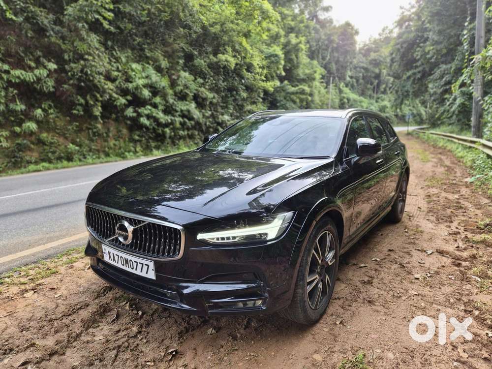 Volvo V90 Cross Country D5 Inscription, 2018, Diesel