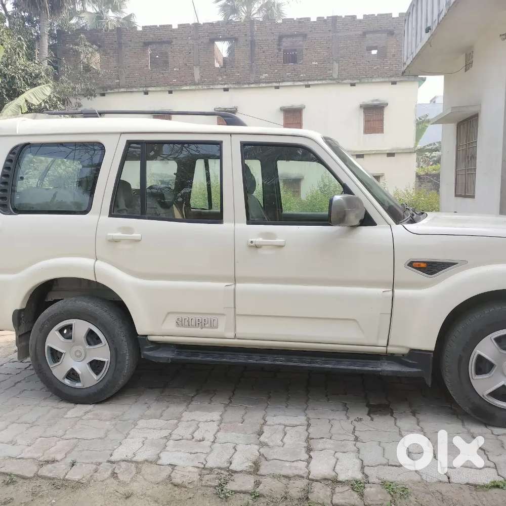 Mahindra Scorpio Hybrid 2017