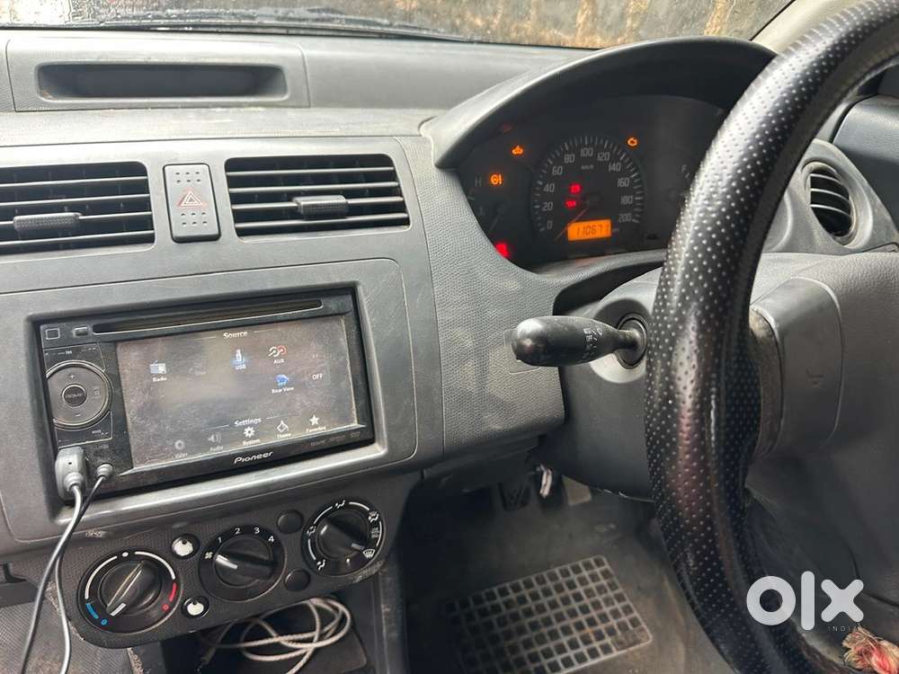 Maruti Suzuki Swift Dzire 2012