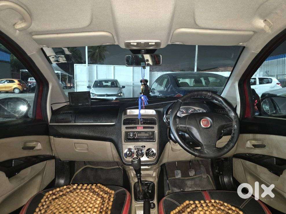 Fiat Linea Emotion Pk 1.4, 2010, Petrol