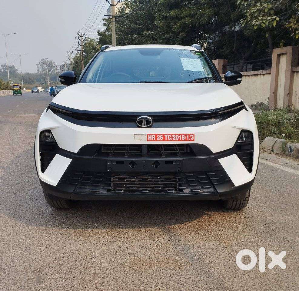Tata Nexon Pure (s) 1.2 Petrol 6amt, 2025, Petrol