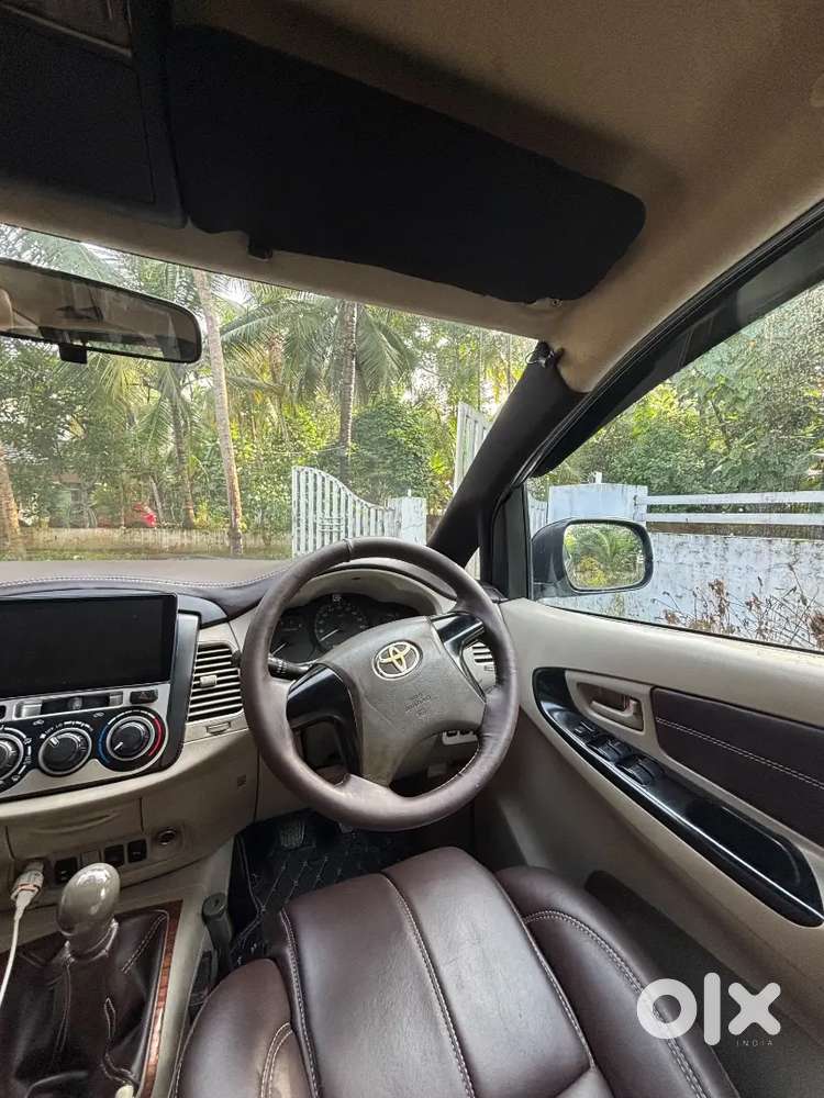Toyota Innova 2.5 G4 2014