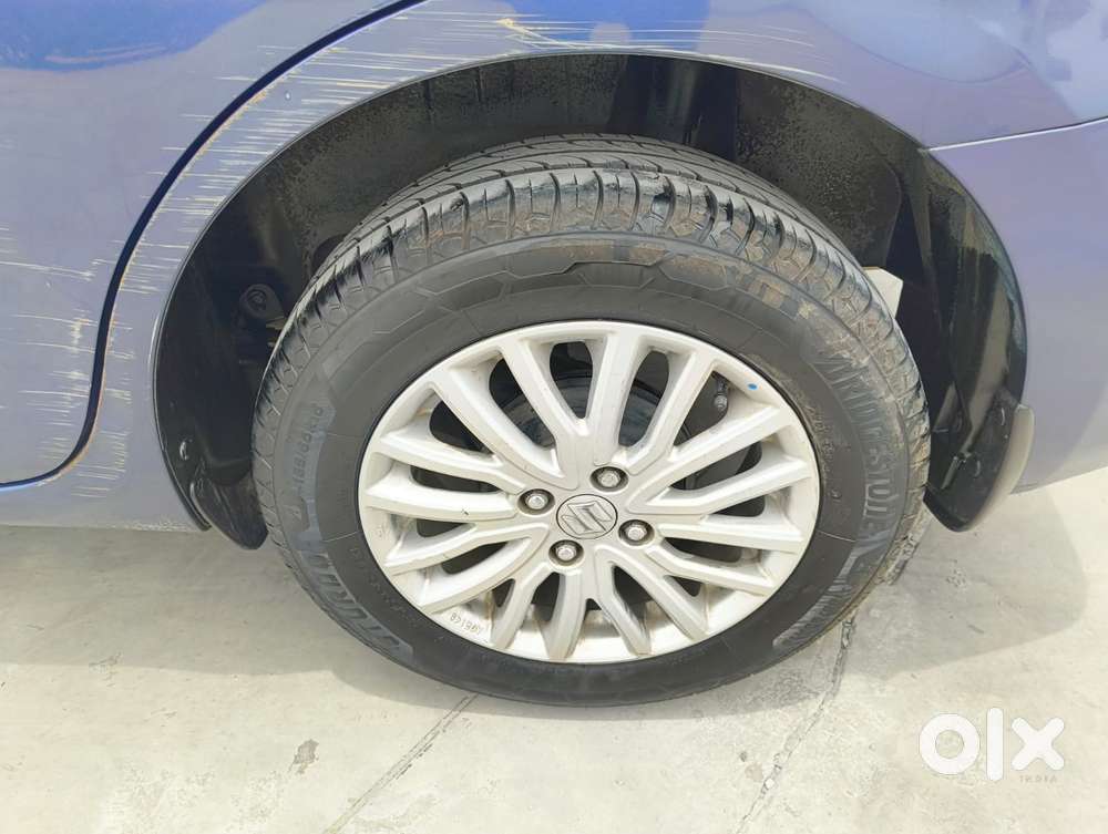 Maruti Suzuki Dzire 1.2 Zxi Amt, 2017, Petrol