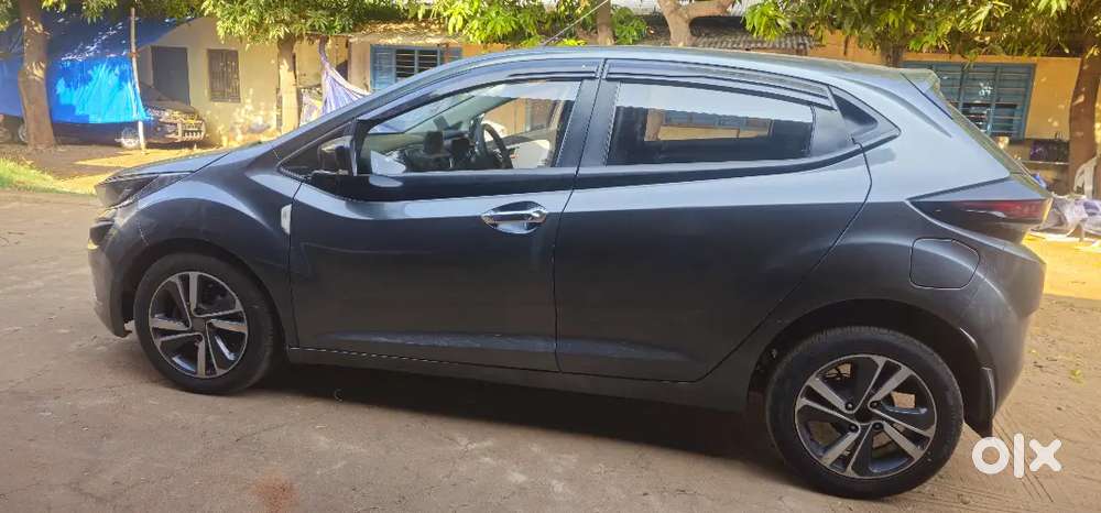 Tata Altroz 2021  November Diesel Well Maintained Company Service