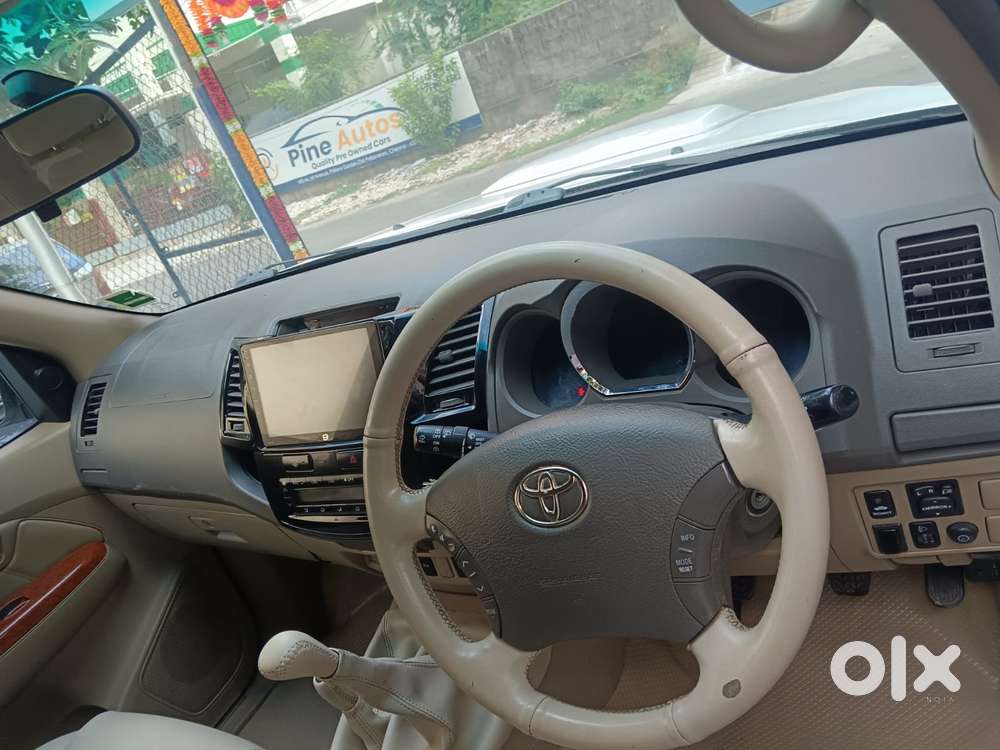 Toyota Fortuner 3.0 4x4 Manual, 2011, Diesel