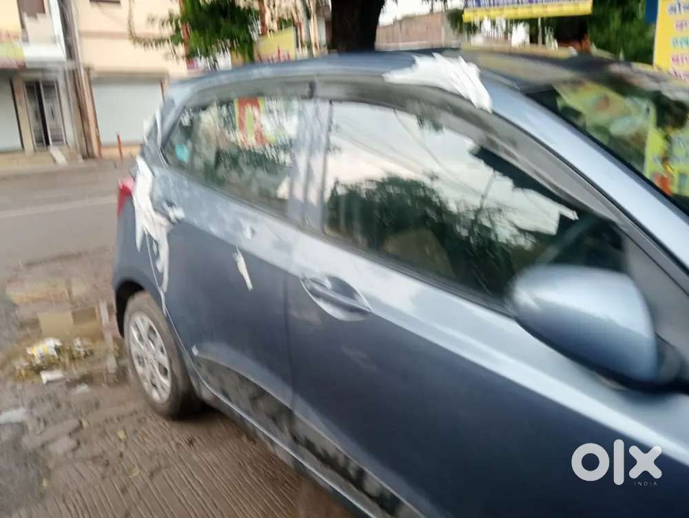 Hyundai Grand I10 2016 Petrol Well Maintained