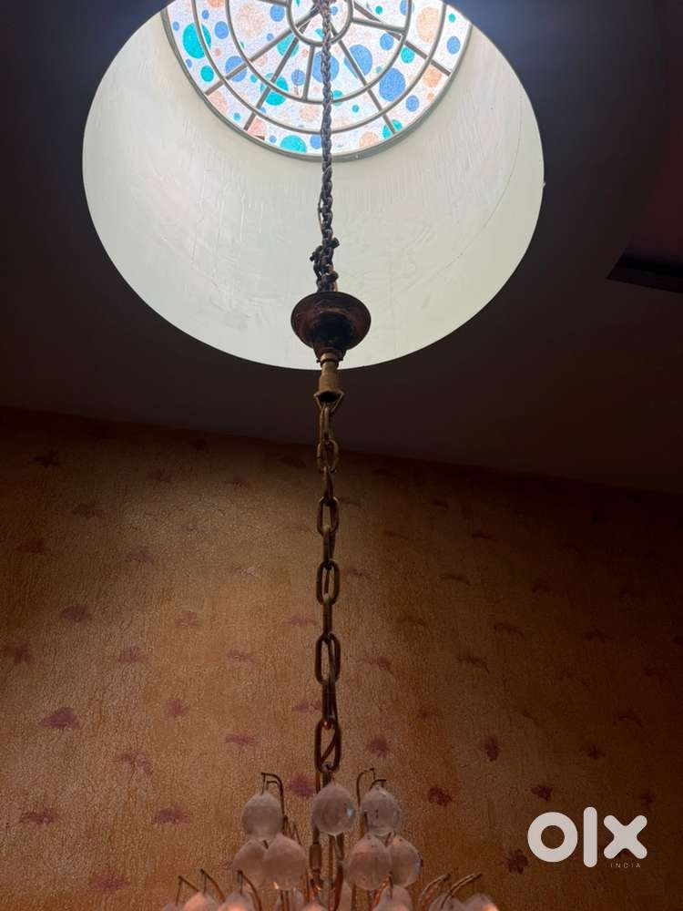 Premium Large Designer Chandelier &ndash; Excellent Condition