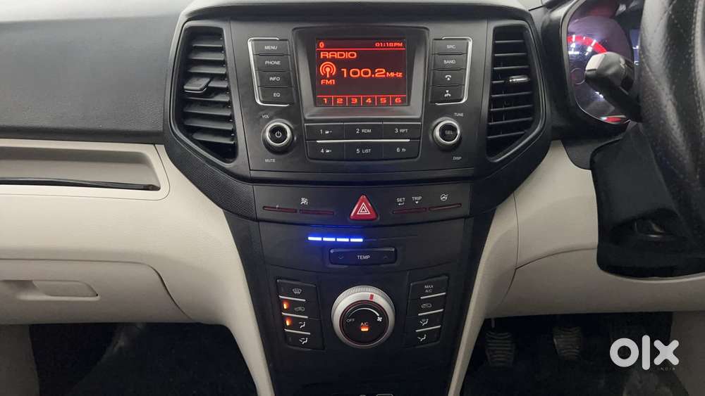 Mahindra Xuv300 W6, 2023, Petrol
