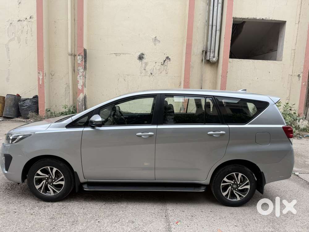 Toyota Innova Crysta 2.4 G Mt, 2021, Diesel