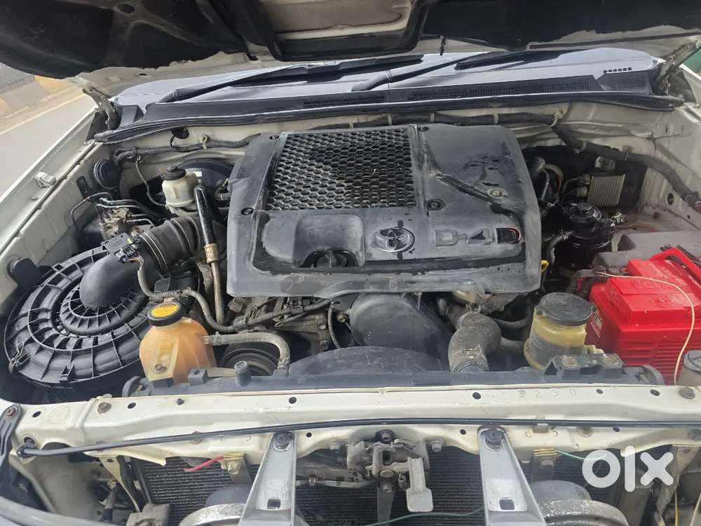 Toyota Fortuner 2012