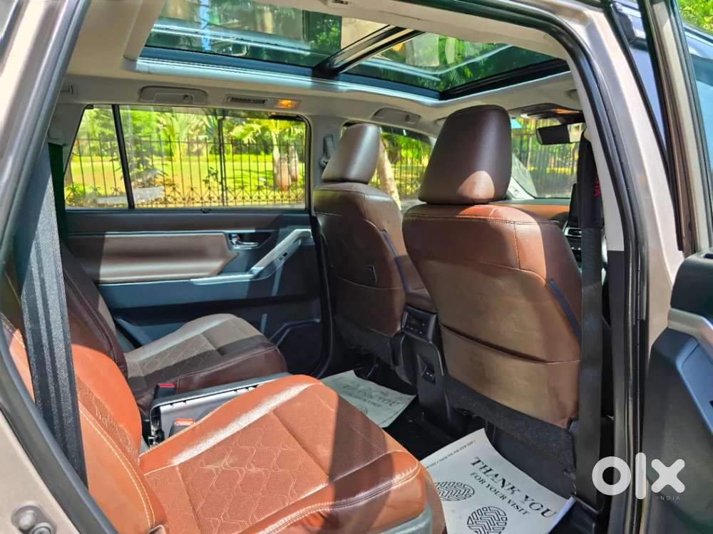 Toyota Innova Hycross 2.0 Zx (o) Hybrid 7 Str, 2024, Petrol