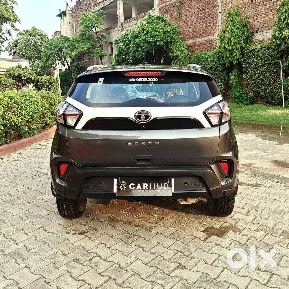 Tata Nexon 1.2 Revotron Xma Amt (s), 2022, Petrol