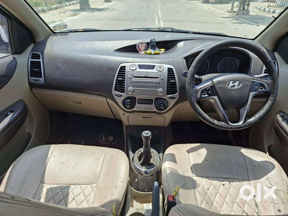 Hyundai I20 2010-2012 1.2 Asta Option With Sunroof, 2010, Petrol