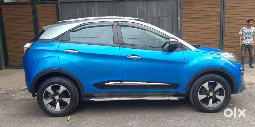 Tata Nexon 1.2 Revotron Xza Plus, 2020, Petrol