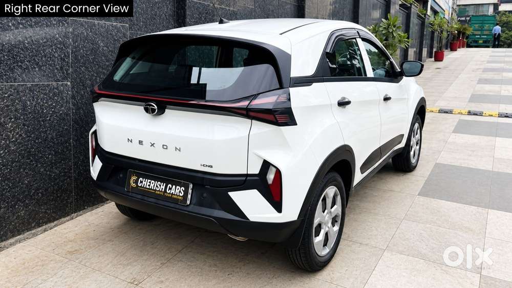 Tata Nexon Smart Plus1.2 Revotron Petrol 5 Mt, 2025, Cng & Hybrids