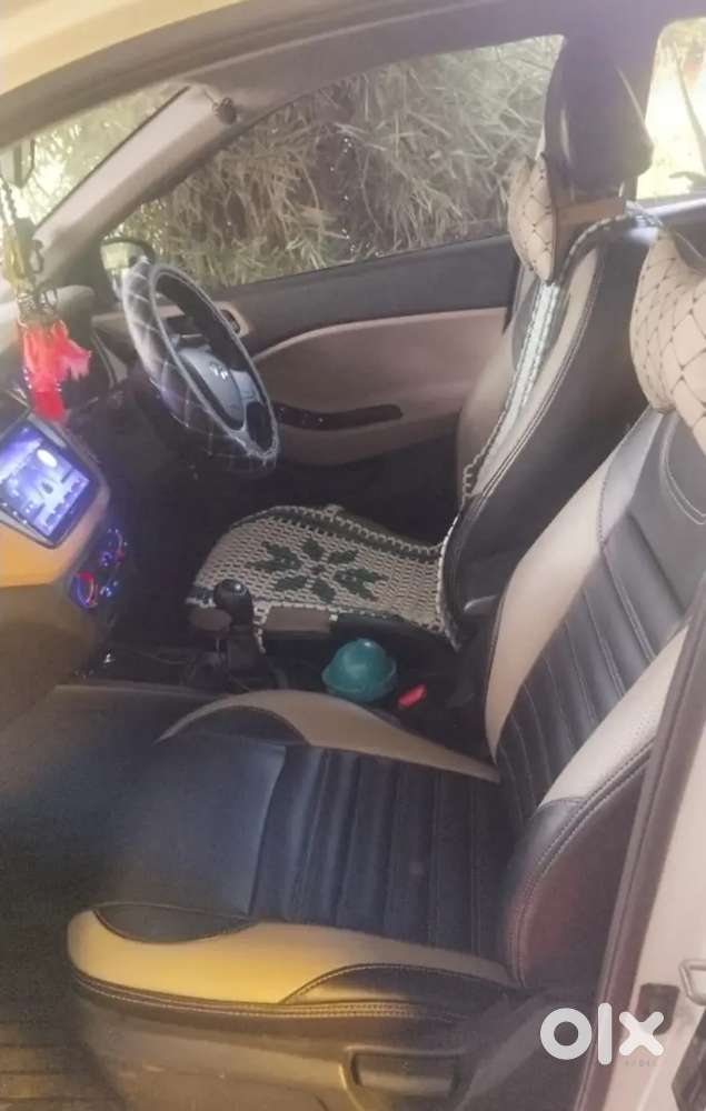 Hyundai 120 Elite Magna