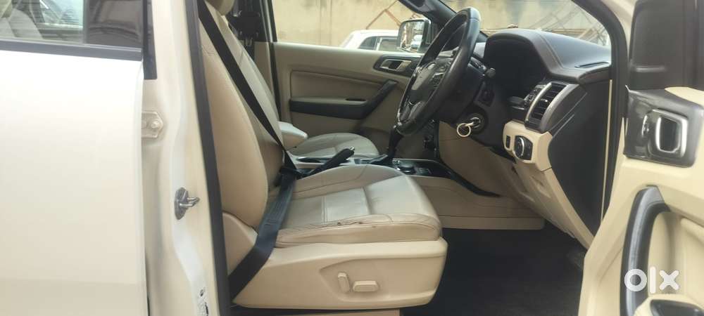 Ford Endeavour 3.2 Titanium At 4x4, 2017, Diesel