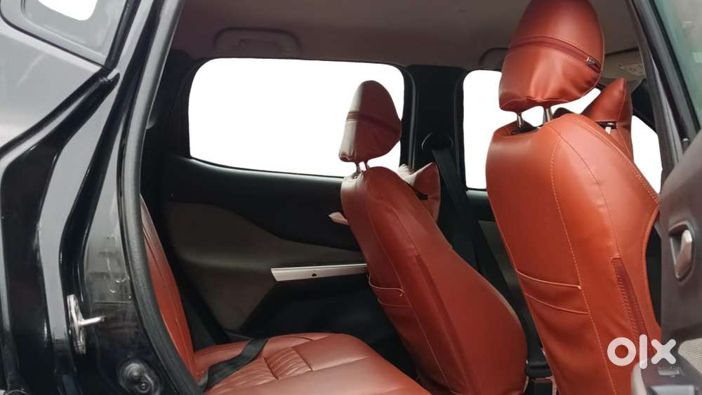 Nissan Magnite 1.0 Xv, 2022, Petrol