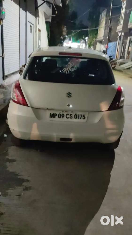 Maruti Suzuki Swift 2015 Diesel 100000 Km Driven
