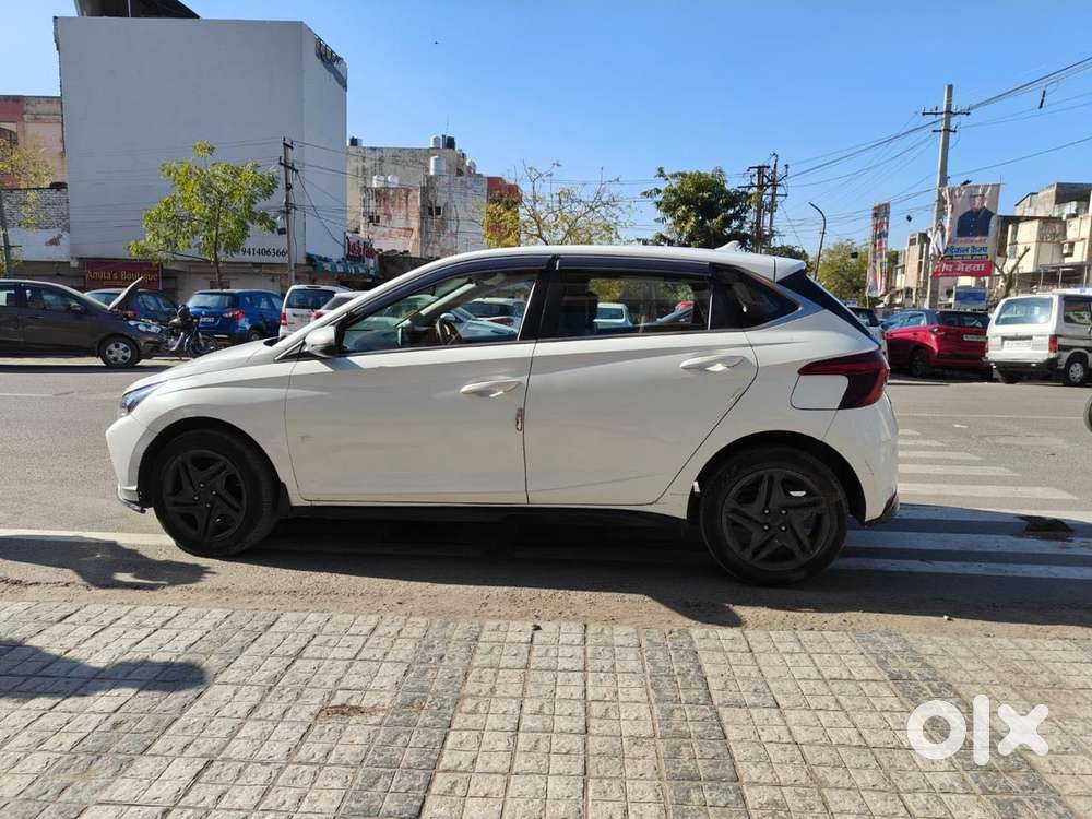 Hyundai I20 Sportz 1.2 Mt, 2020, Petrol