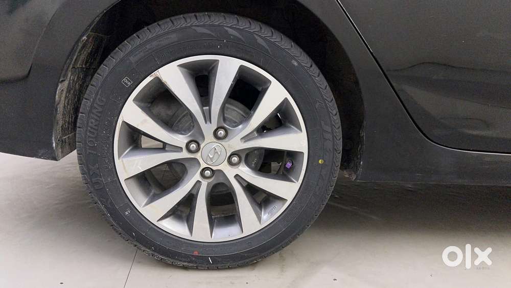 Hyundai Verna 1.6 Sx Vtvt, 2017, Petrol