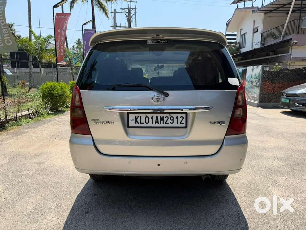 Excellent 2006 Innova 255k Full History At 3.75lakh
