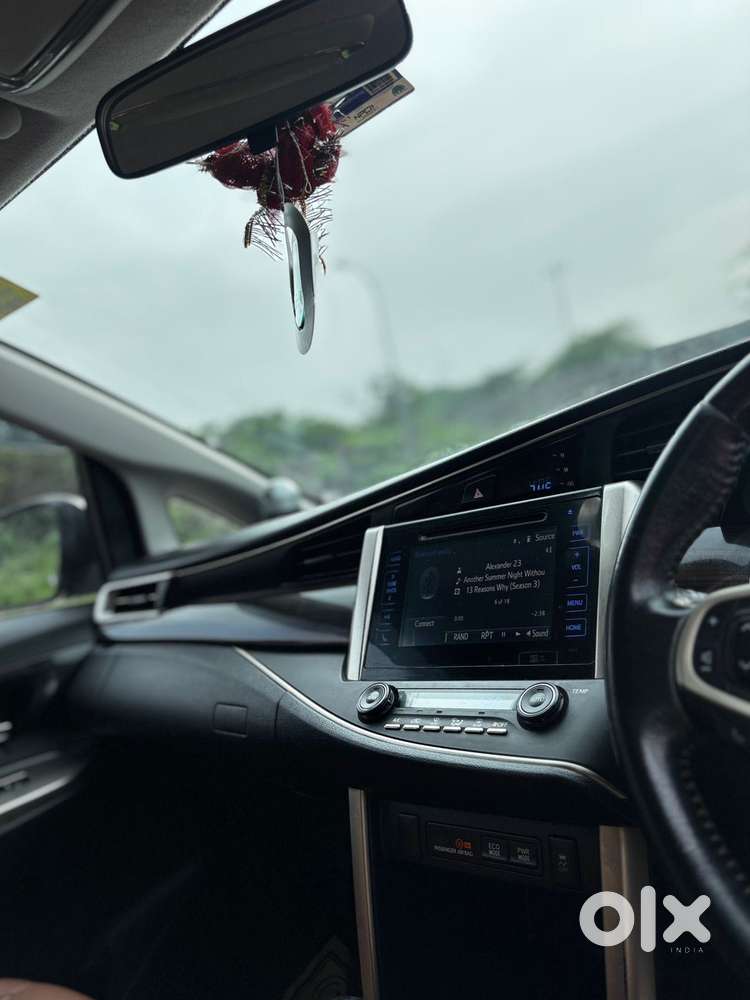 Toyota Innova Crysta 2.8 Zx At, 2017, Diesel