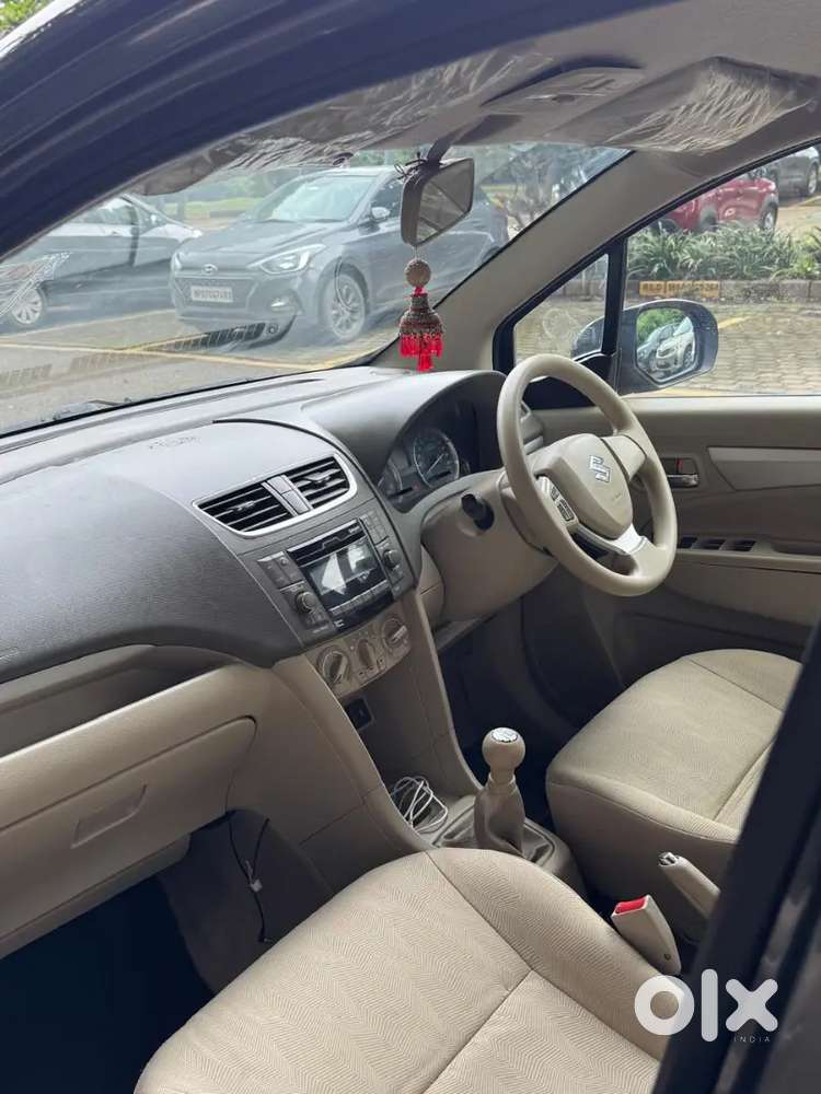 Maruti Suzuki Ertiga Zdi+ Shvs 2017