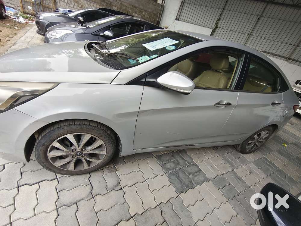 Hyundai Verna Fluidic 1.6 Vtvt Sx, 2015, Petrol