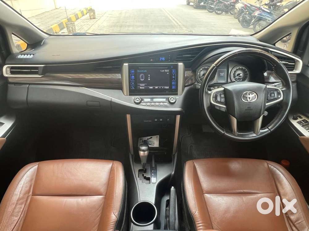 Toyota Innova Crysta 2.8 Zx At 7 Seater, 2017, Diesel