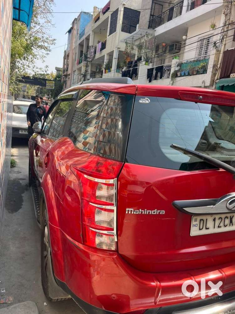 Mahindra Xuv 500 At