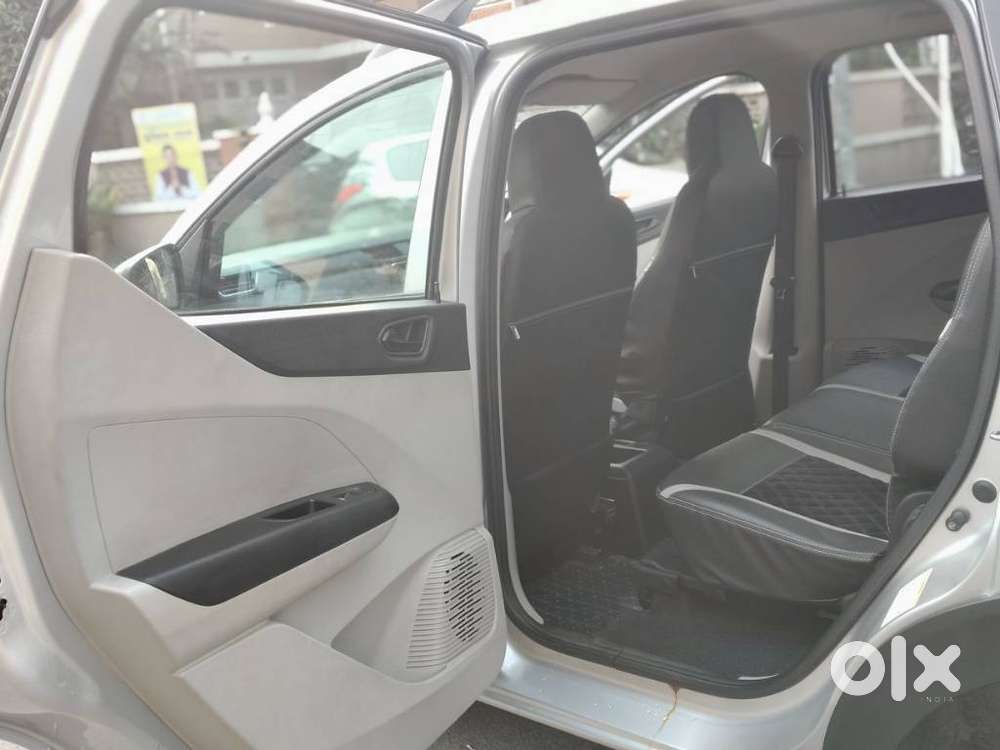 Renault Triber Rxl, 2022, Petrol