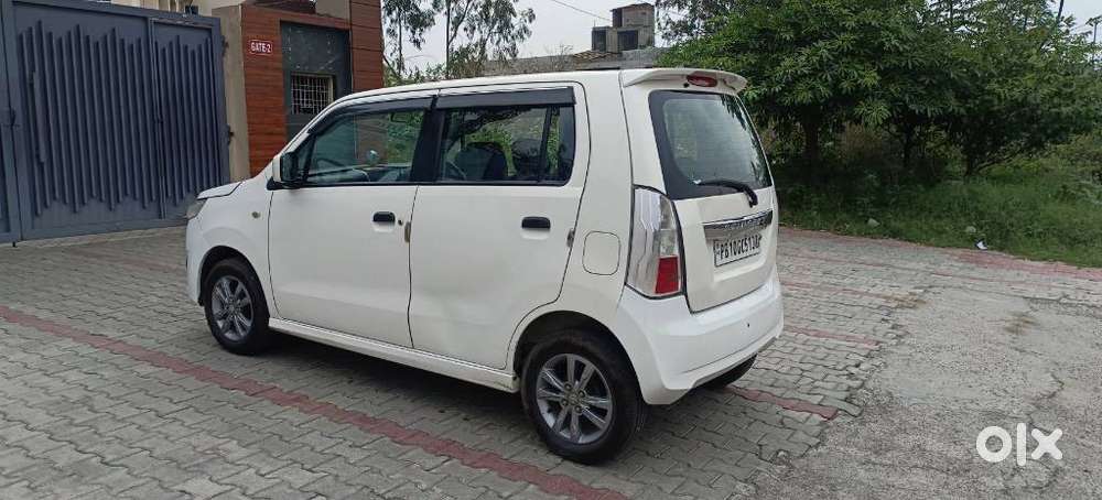 Maruti Suzuki Stingray Vxi Optional, 2017, Petrol