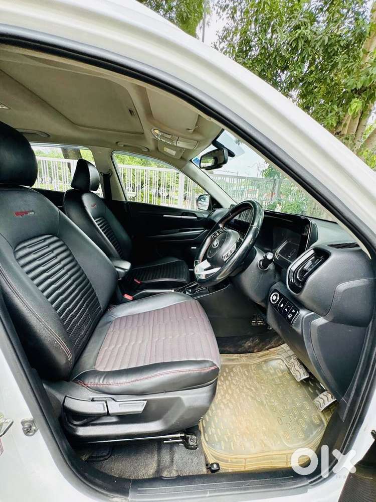 Kia Sonet Gtx Plus Dct, 2021, Petrol