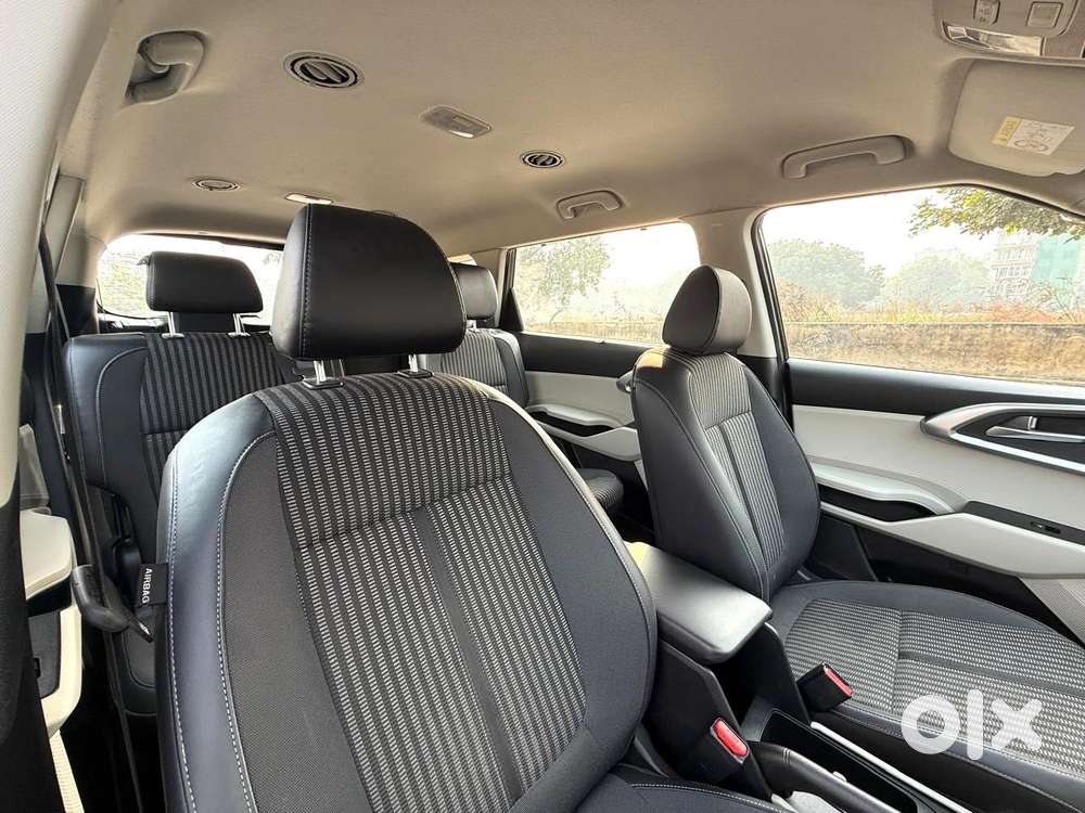 Kia Carens 1.4 Prestige Plus Turbo Dct 7 Str, 2022, Petrol