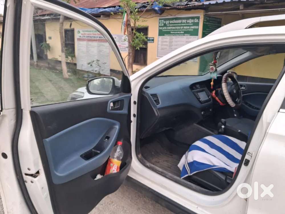 Hyundai I20 Active 2018 Petrol 74000 Km Driven With Single Hand Use